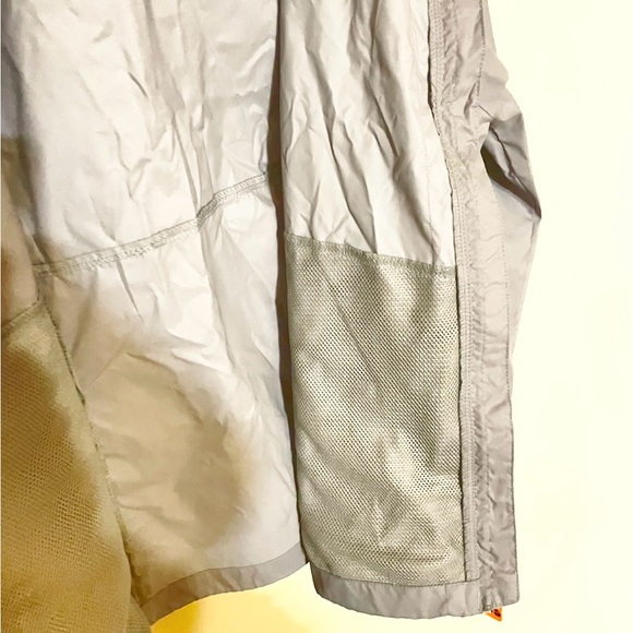 Sz XXL men Columbia windbreaker jack with hood and pockets NWT rain jacket , - Picture 9 of 11